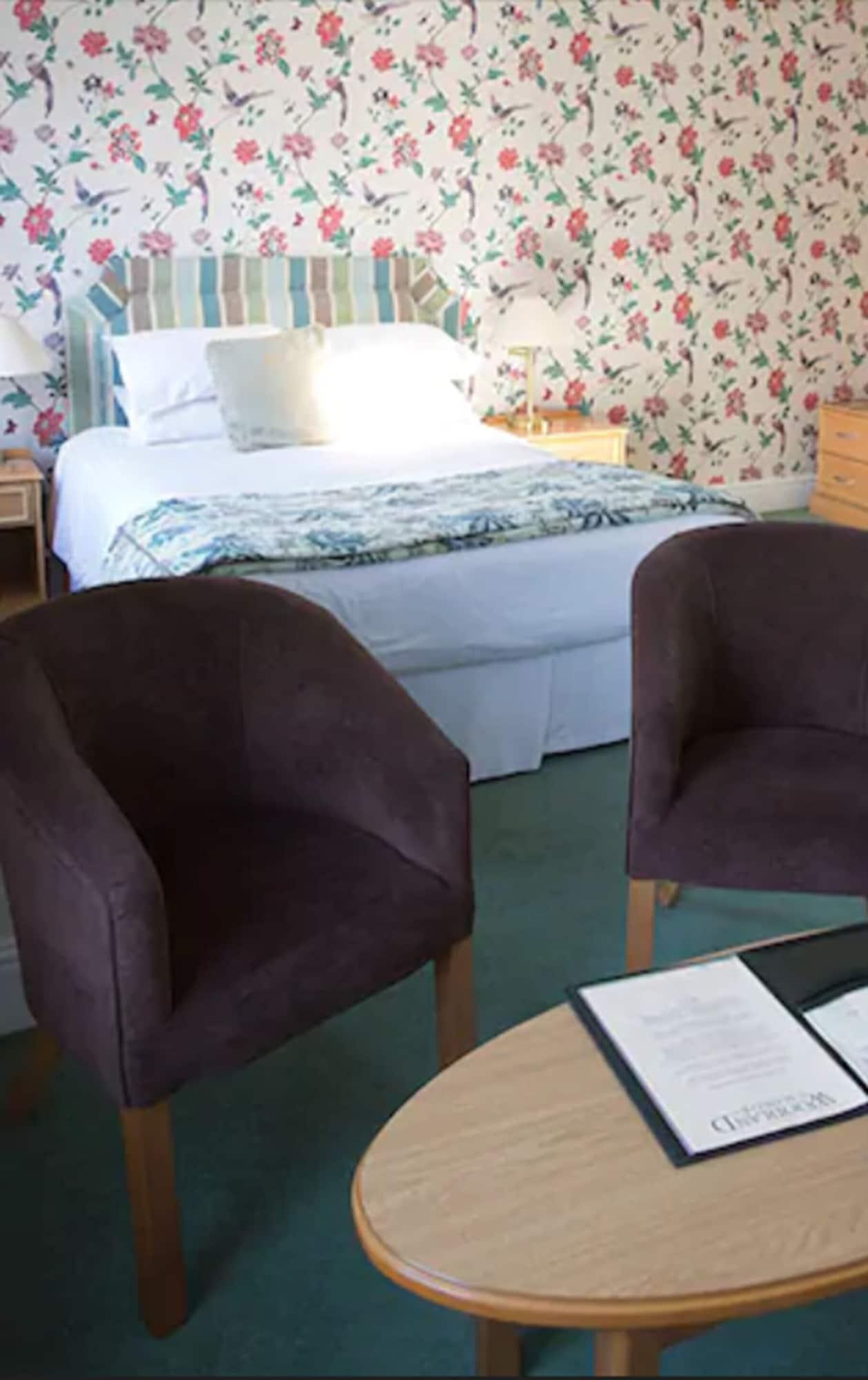 Woodland Manor 3* Bedford