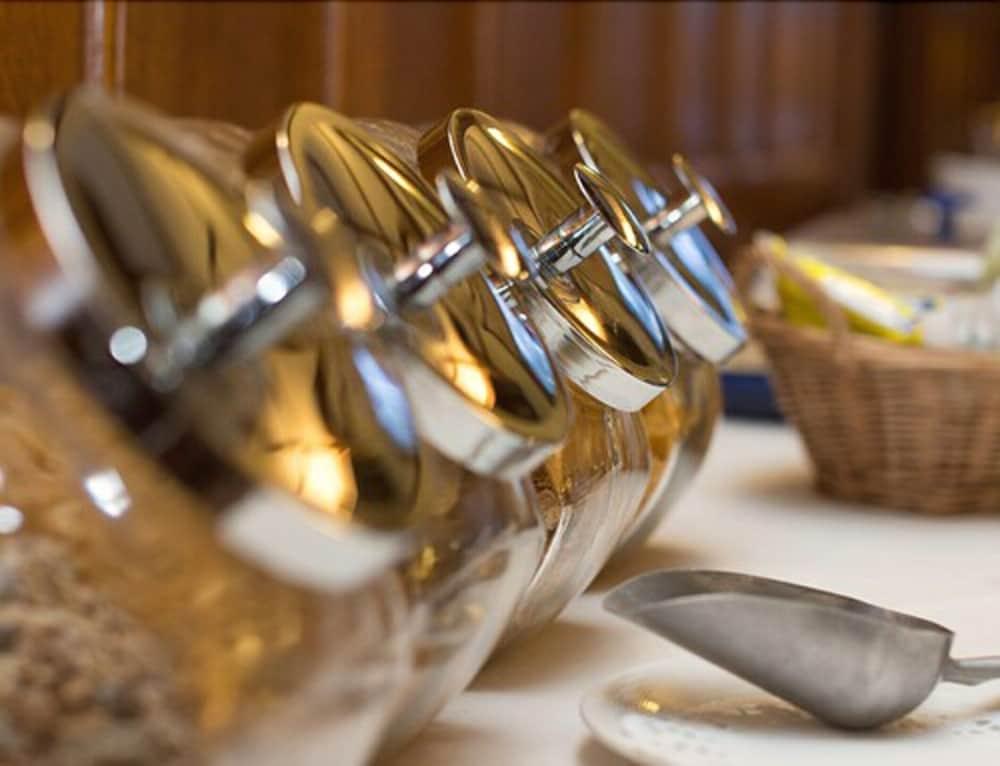 Woodland Manor Hotel Bedford