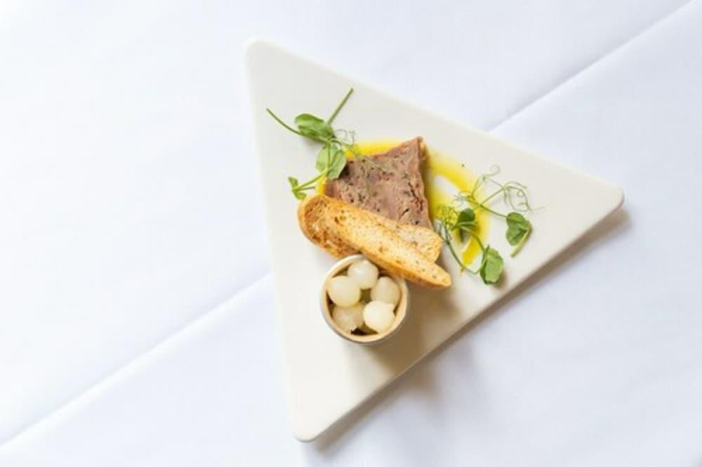 Woodland Manor 3* Bedford
